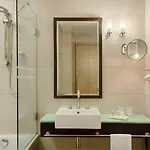 Hotel Nh Centro 4*