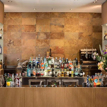Otel Nh Centro Katanya