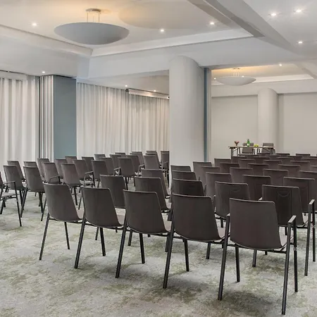 Hotel Nh Centro 4*