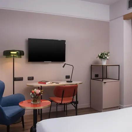 Hotel Nh Centro 4*