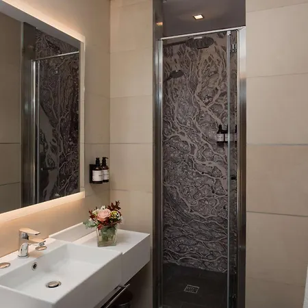 Hotel Nh Centro 4*