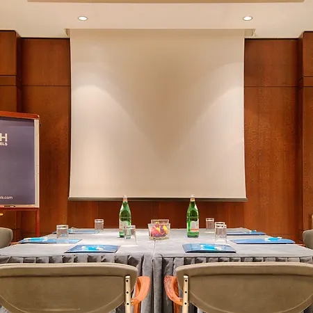 Nh Centro Otel 4*