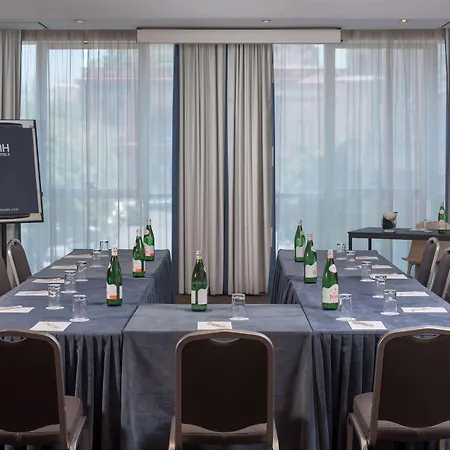 Nh Centro Otel 4*