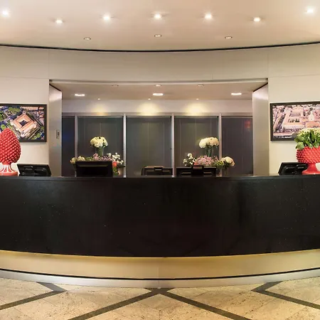 Nh Centro Otel 4*