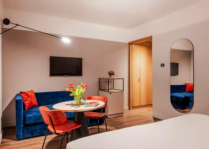 Nh Centro Otel Katanya