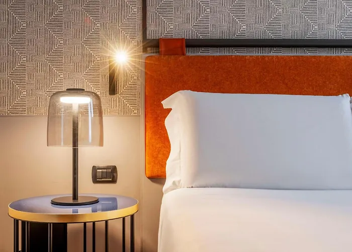Nh Centro Hotel 4*