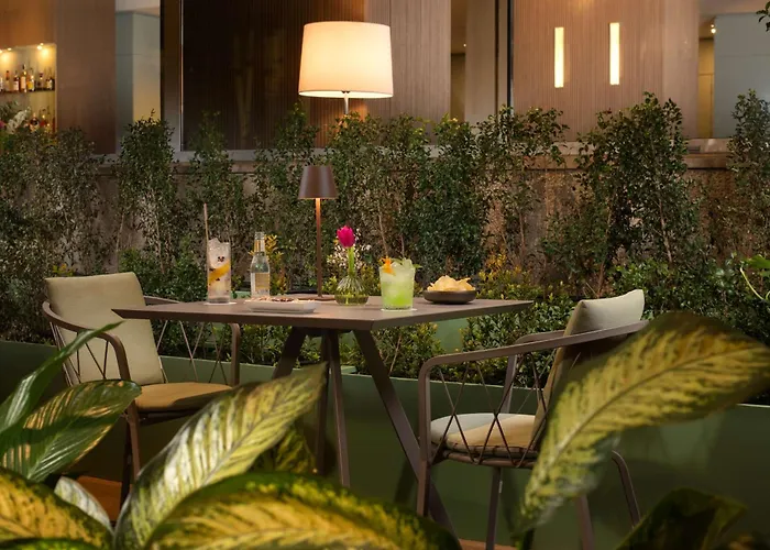 Nh Centro Hotel 4*