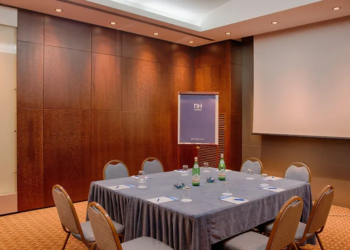 Nh Centro Otel Katanya